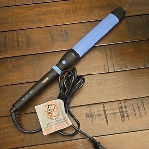 Bio Ionic Blue Curling Iron